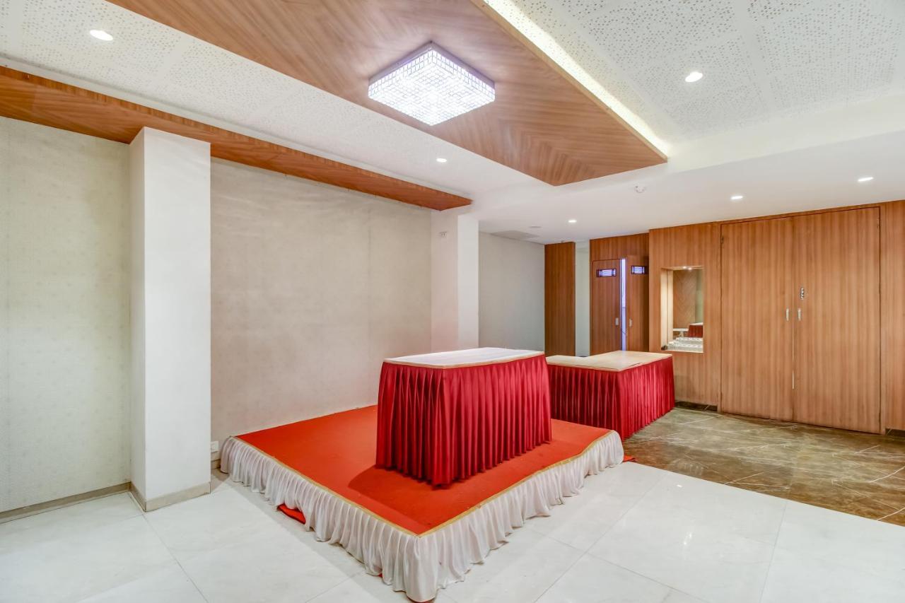 Hotel Grand Mookambika à Navi Mumbai Extérieur photo