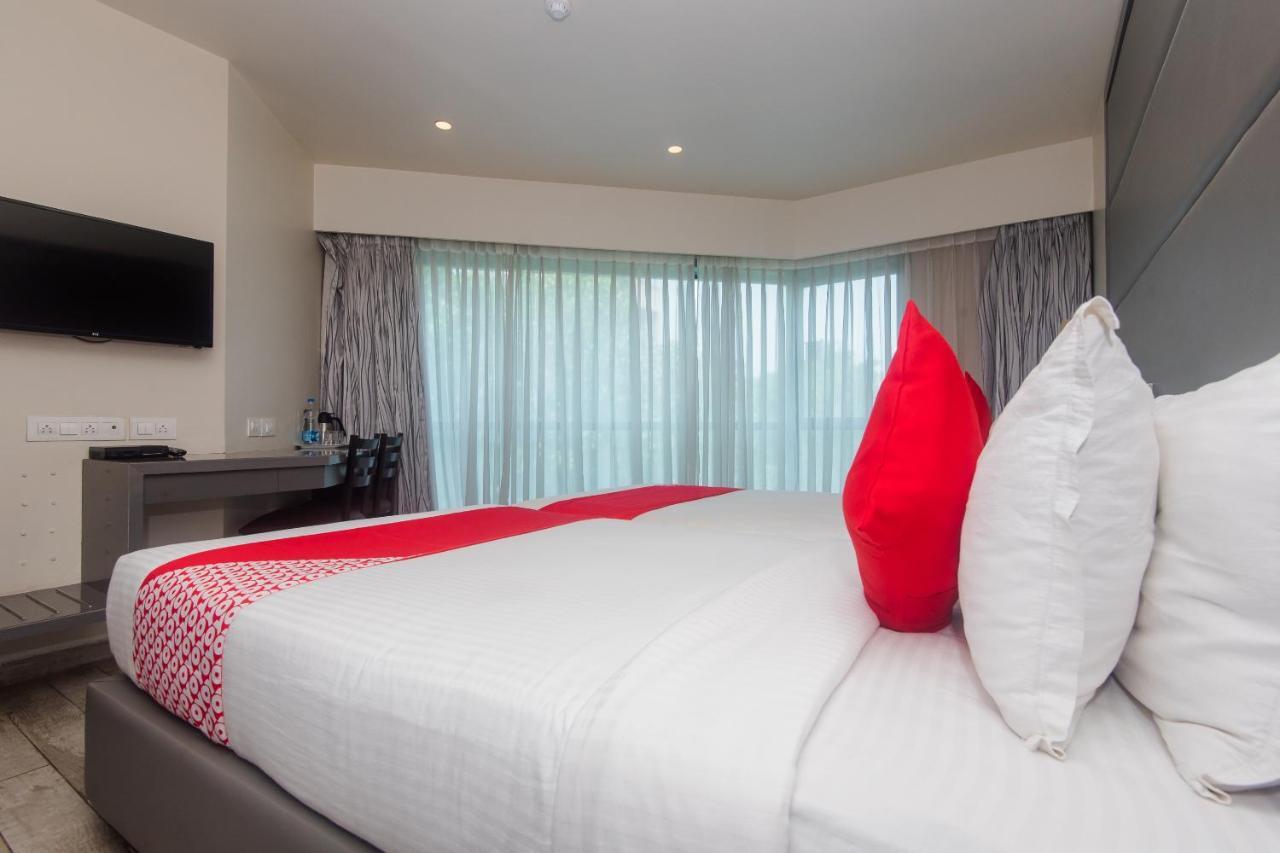 Hotel Grand Mookambika à Navi Mumbai Extérieur photo